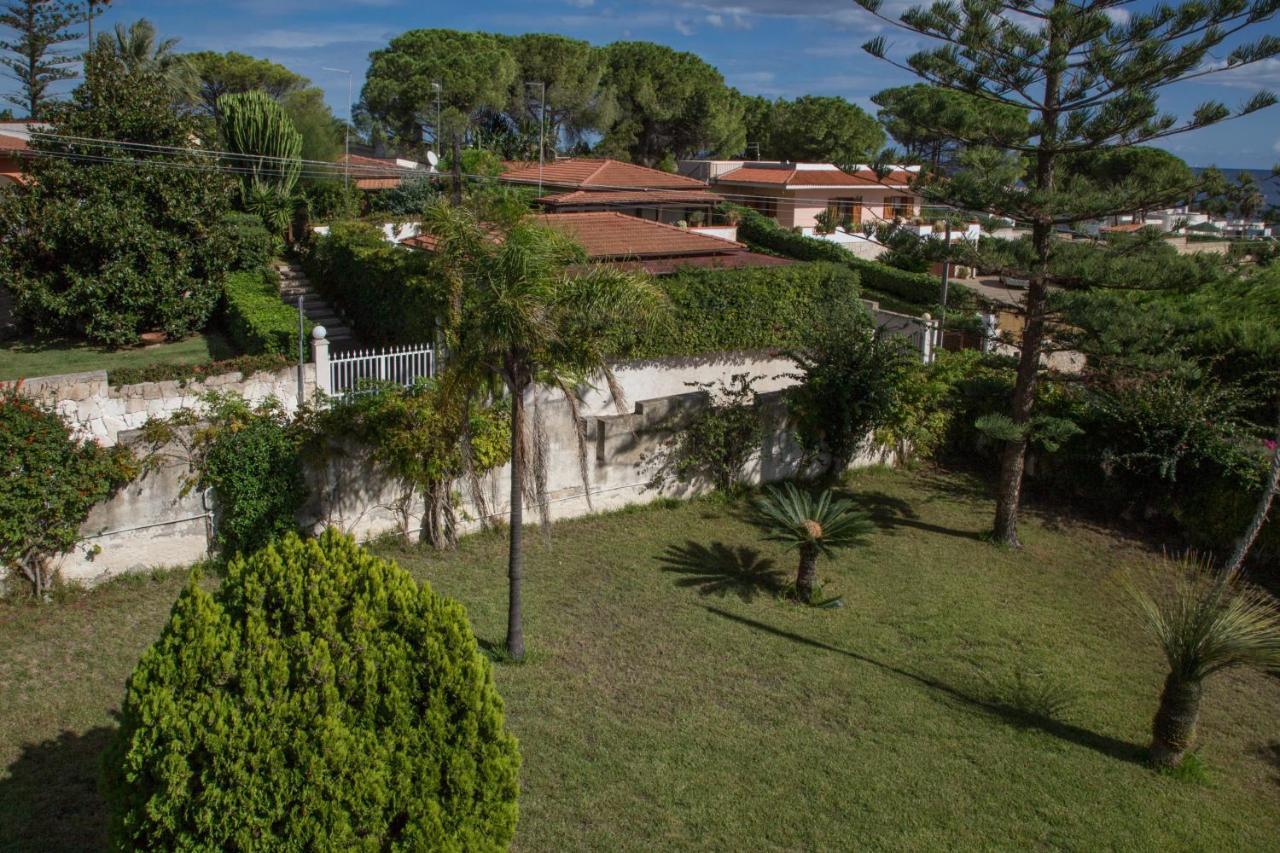 Villa Vega Fontane Bianche Εξωτερικό φωτογραφία